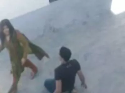 Lähikuva ilkeä pilluvideo pillua ramming toimintaa
