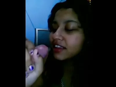 Iso kukko ja lempeä porno pillu handjob