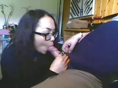 Lähikuva amatööri soolo pillusex tyttö