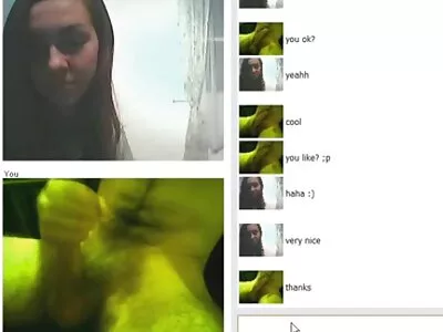 Alasti tyttö luonnolliset tissit ei suihinotto ja saa cum kasvoille karvaiset pillut